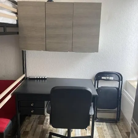 Апартаменты Croutelle Rez De Chaussee Proche Centre Ville Реймс