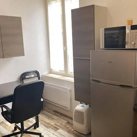 Croutelle Rez De Chaussee Proche Centre Ville Реймс